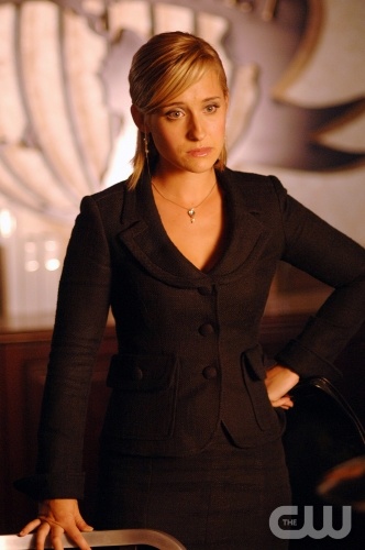 TheCW Staffel1-7Pics_233.jpg - SMALLVILLE"Thirst" (Episode #504)Image #SM504-0072Pictured: Allison Mack as Chloe SullivanCredit: © The WB/Serguei Bachlakov